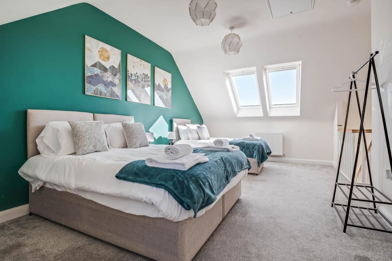 Beautiful And Comfortable Home Away From Home With Free Parking, Fast Wifi And White Crisp Hotel Standard Linen Hosted By Our Home Short Stays Northampton Eksteriør bilde